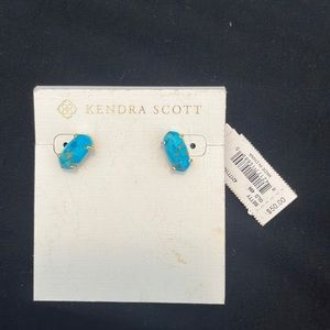 NWT Kendra Scott Betty Earrings